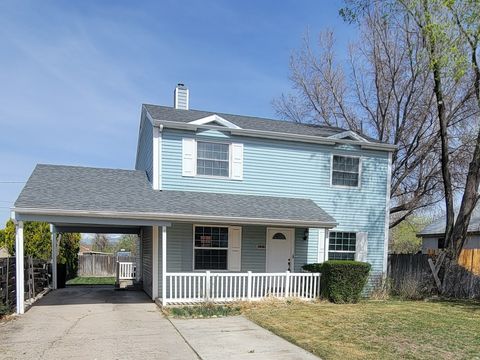 Tiny photo for 551 E 500 S, Payson, UT 84651 (MLS # 2146595)