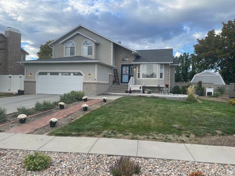 Tiny photo for 3702 W ANGUS DR, South Jordan, UT 84095 (MLS # 2114595)