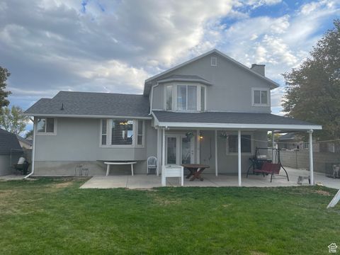 Tiny photo for 3702 W ANGUS DR, South Jordan, UT 84095 (MLS # 2114595)