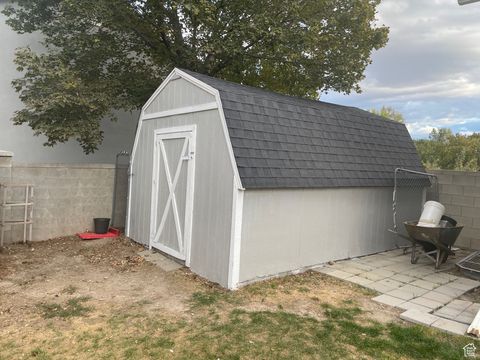 Tiny photo for 3702 W ANGUS DR, South Jordan, UT 84095 (MLS # 2114595)