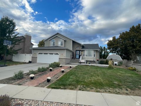 Tiny photo for 3702 W ANGUS DR, South Jordan, UT 84095 (MLS # 2114595)