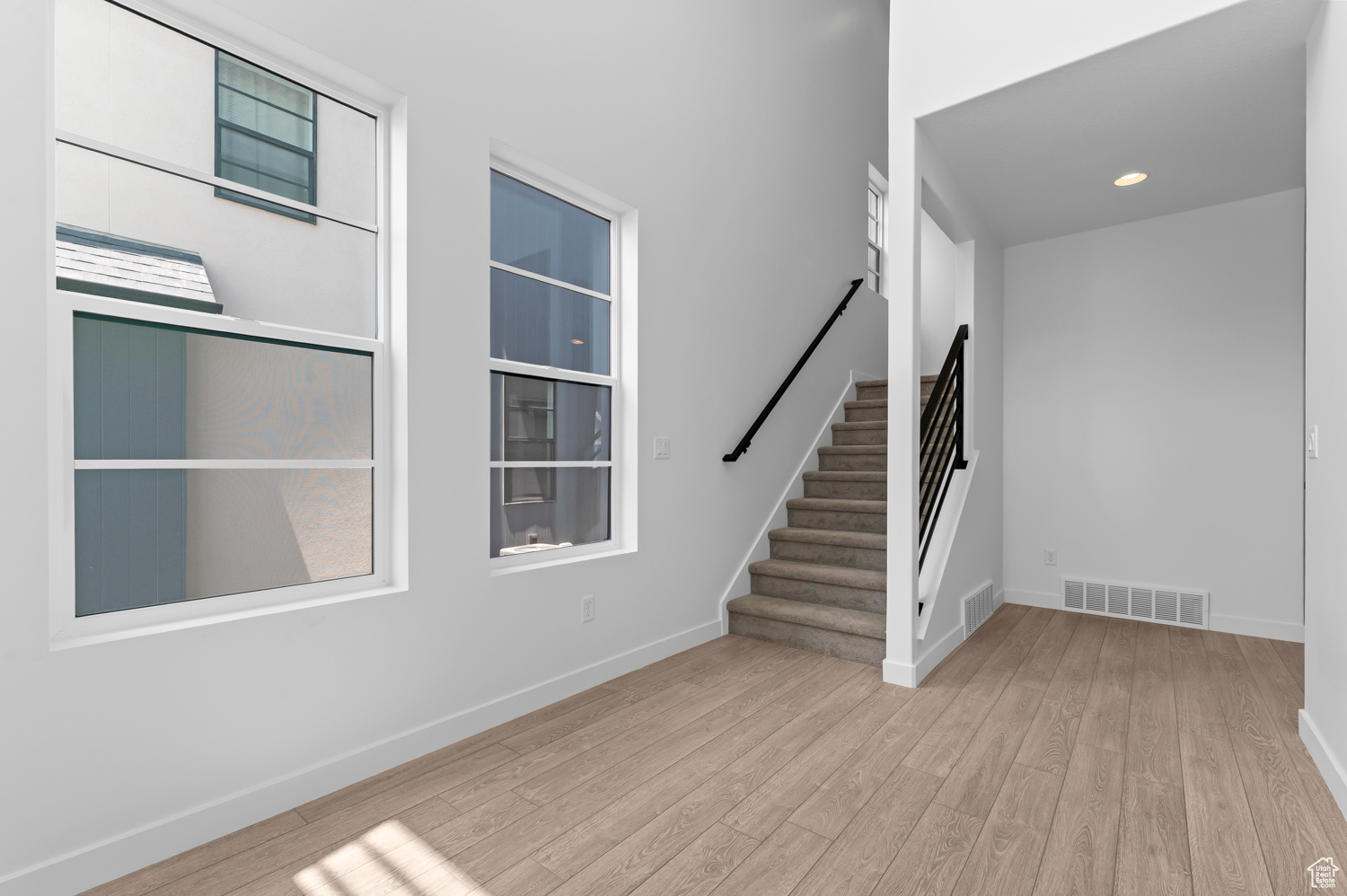 BROADVIEW SHORES COTTAGES 721 - Residential