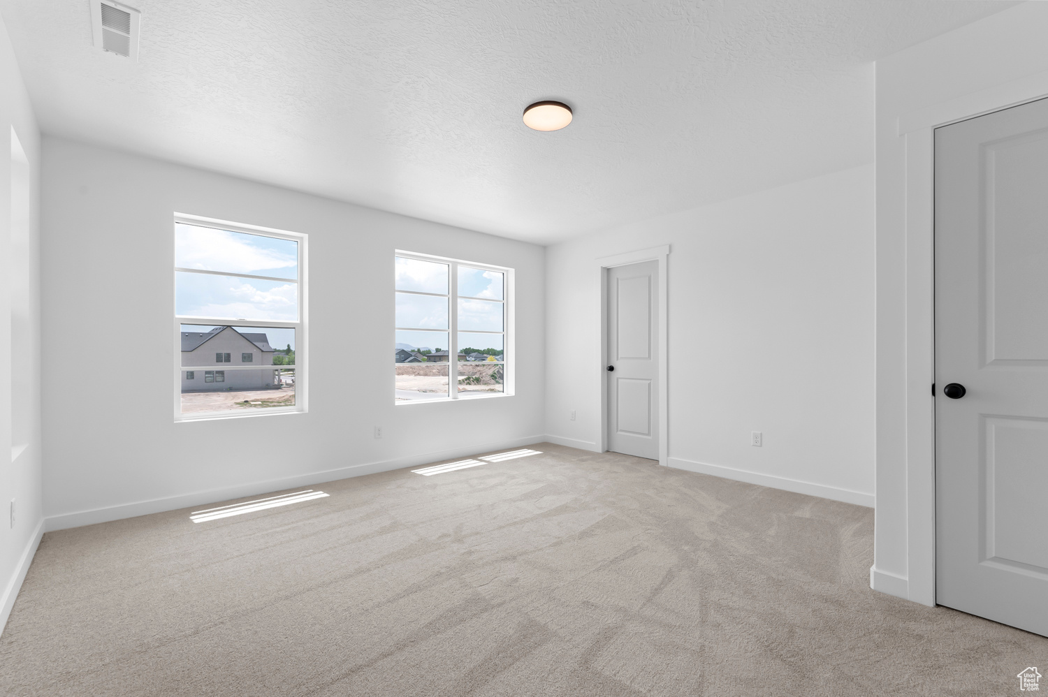 BROADVIEW SHORES COTTAGES 721 - Residential