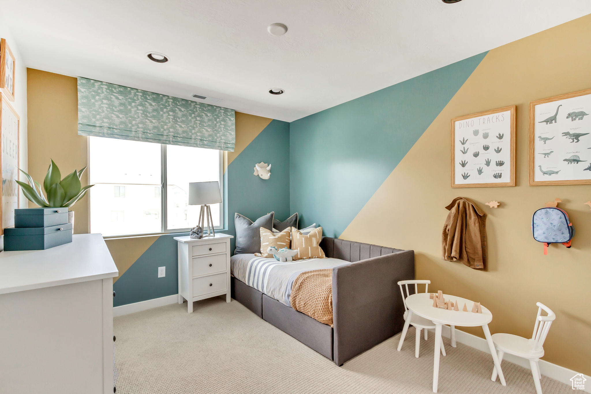 MEADOWBROOK - Residential