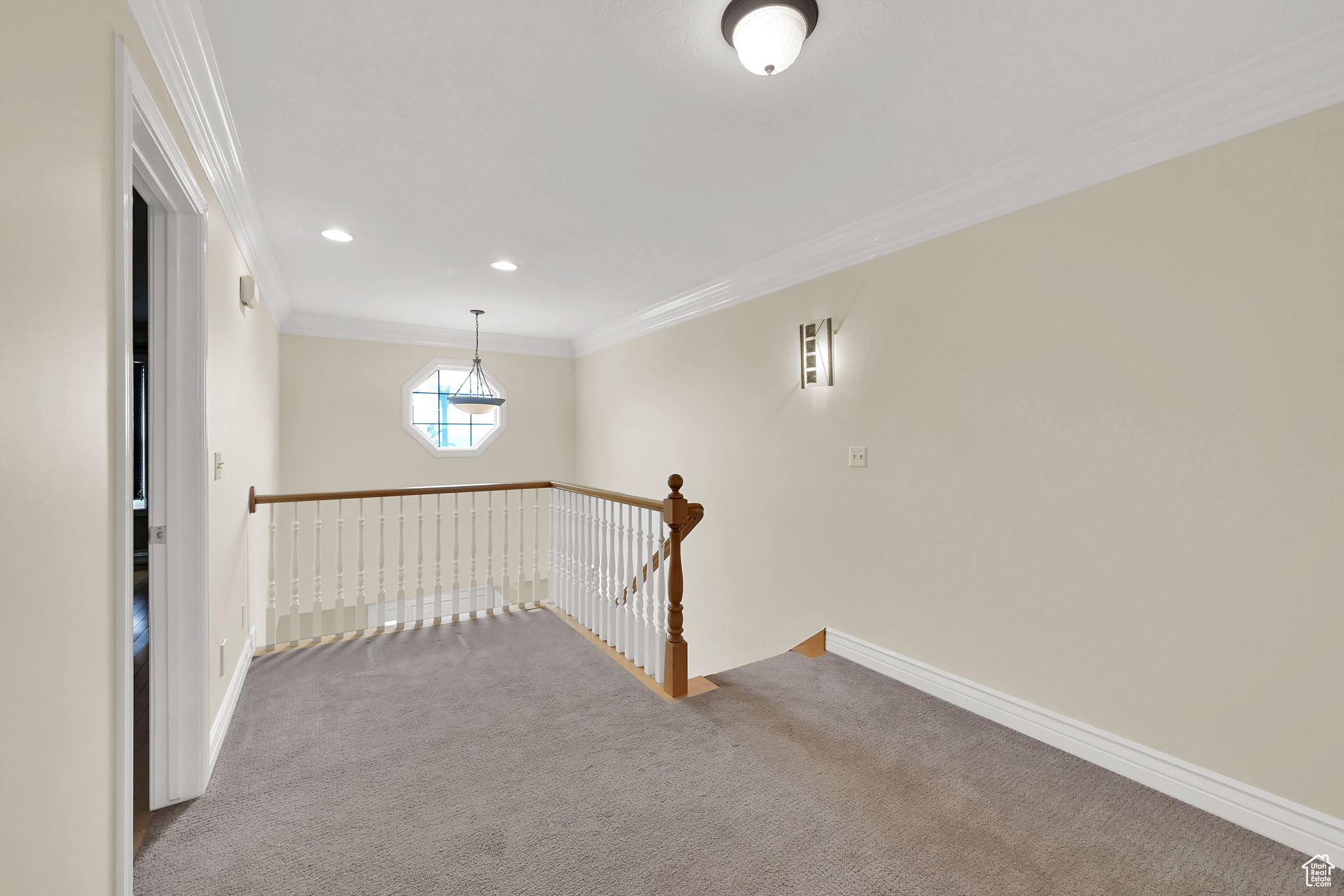 ENSIGN PLACE - Residential