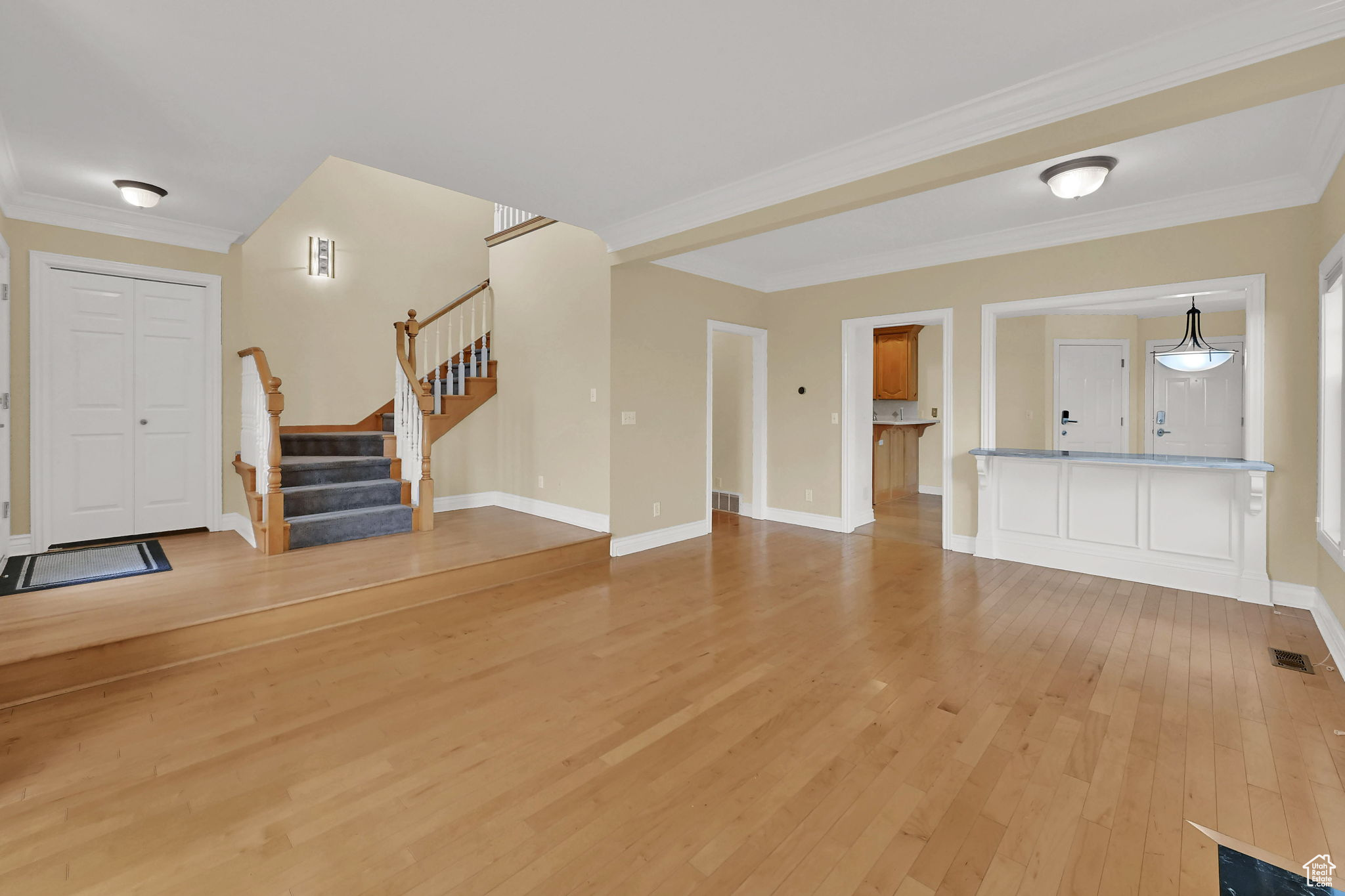 ENSIGN PLACE - Residential