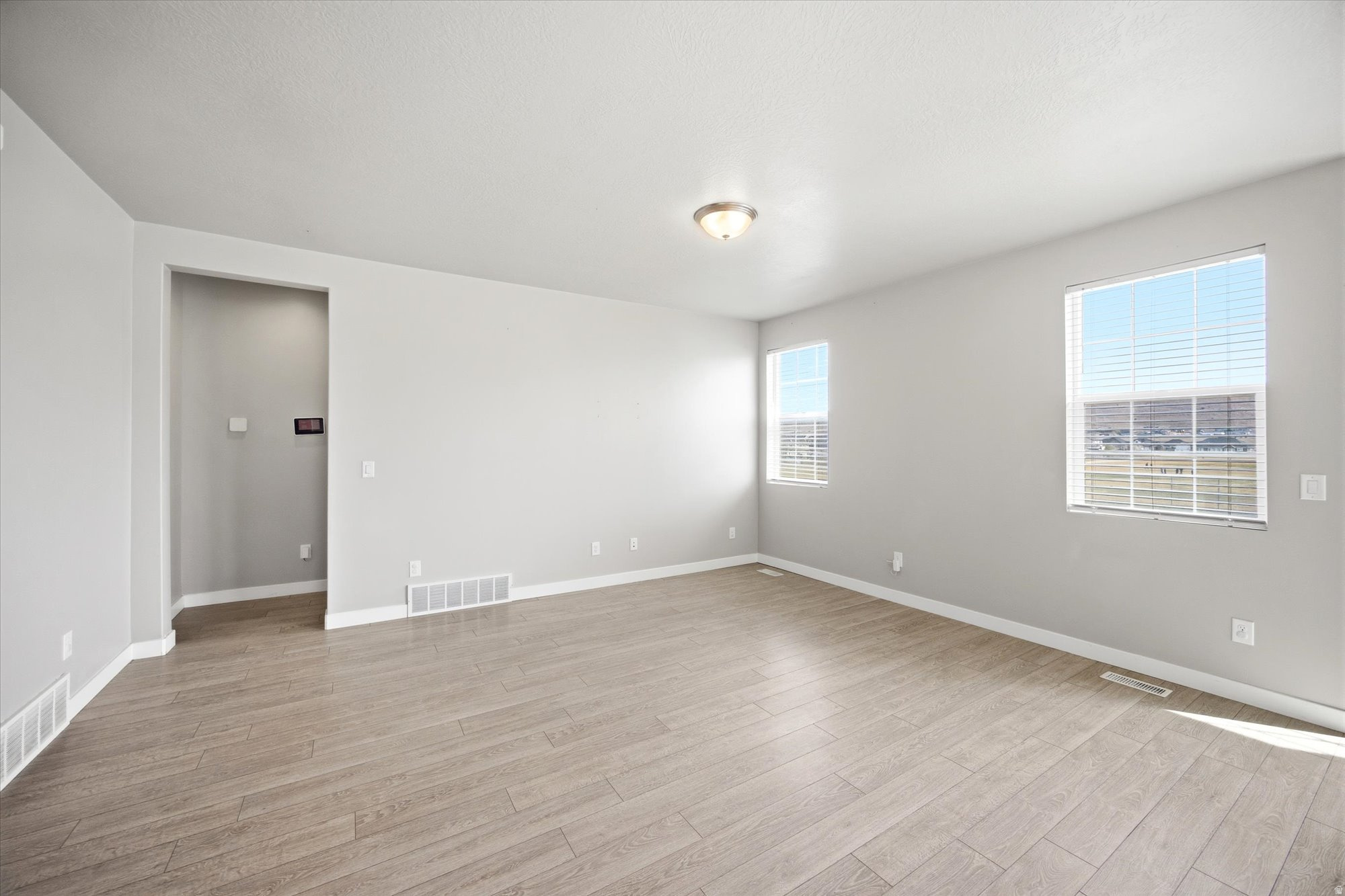 OVERLAND - Residential