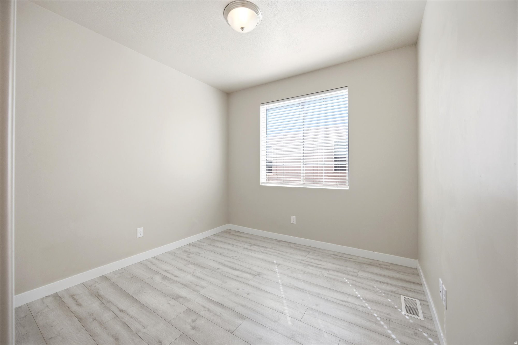 OVERLAND - Residential