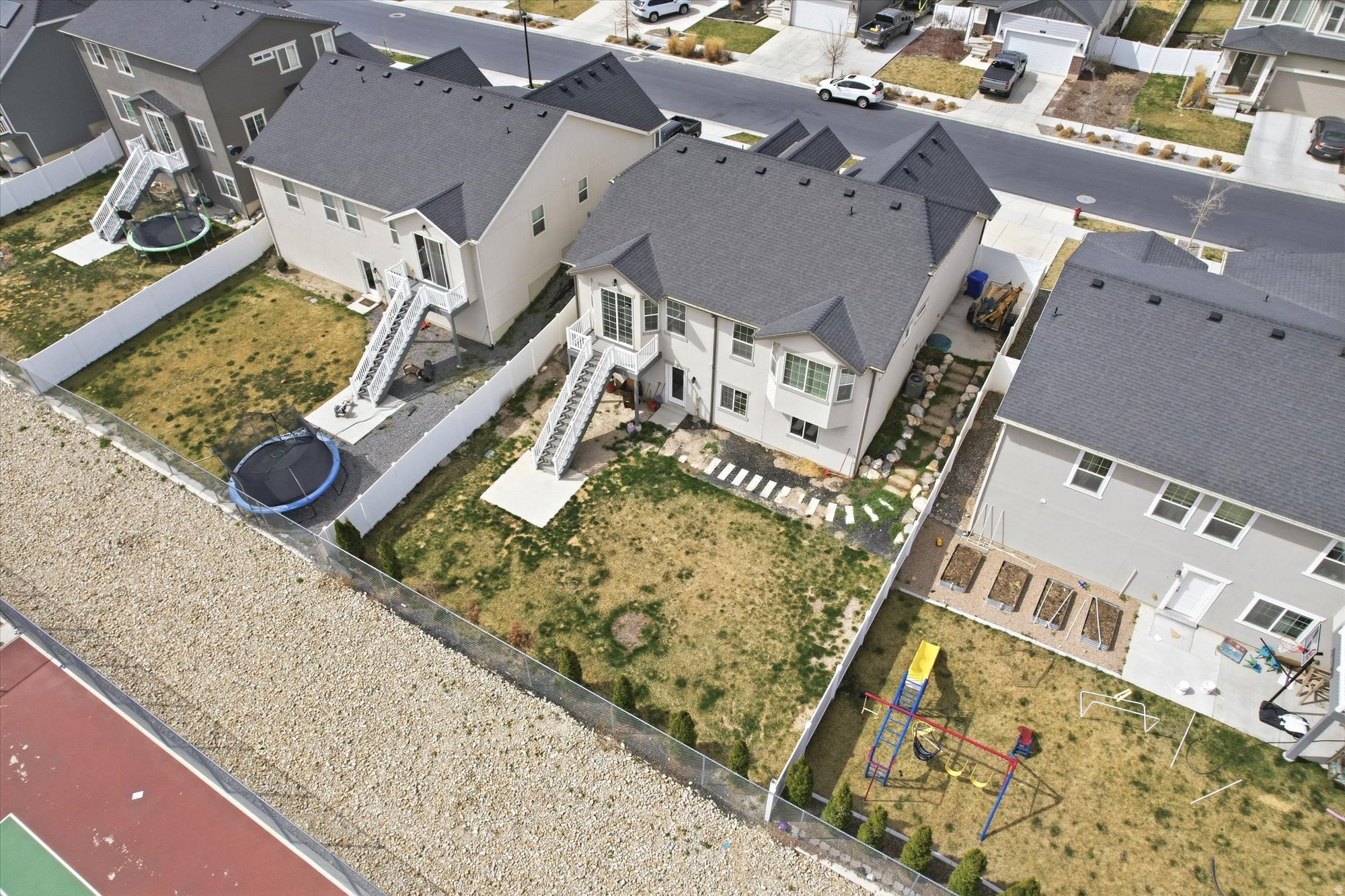 OVERLAND - Residential