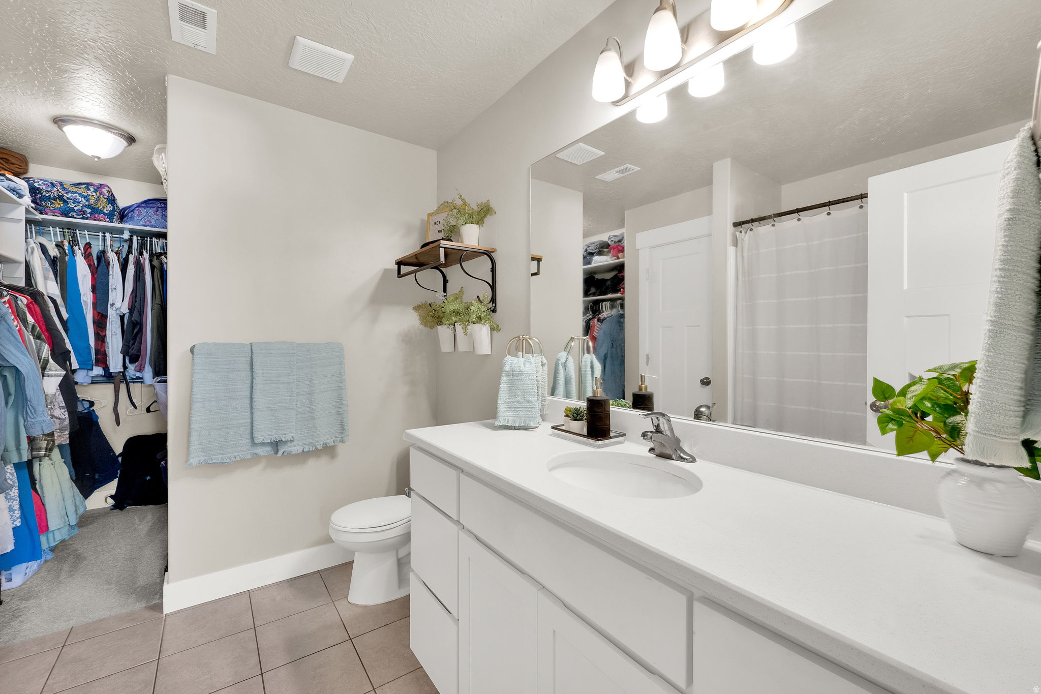 FOX HOLLOW TOWNHOMES PHASE 1 - Residential