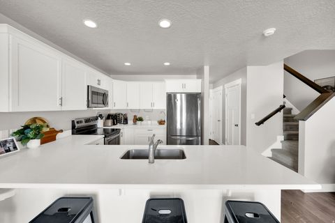 Tiny photo for 216 N 1750 St W, Mapleton, UT 84664 (MLS # 2146054)