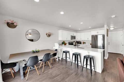 Tiny photo for 216 N 1750 St W, Mapleton, UT 84664 (MLS # 2146054)