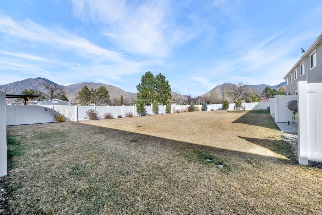 Photo of 216 N 1750 St W, Mapleton, UT 84664 (MLS # 2146054)