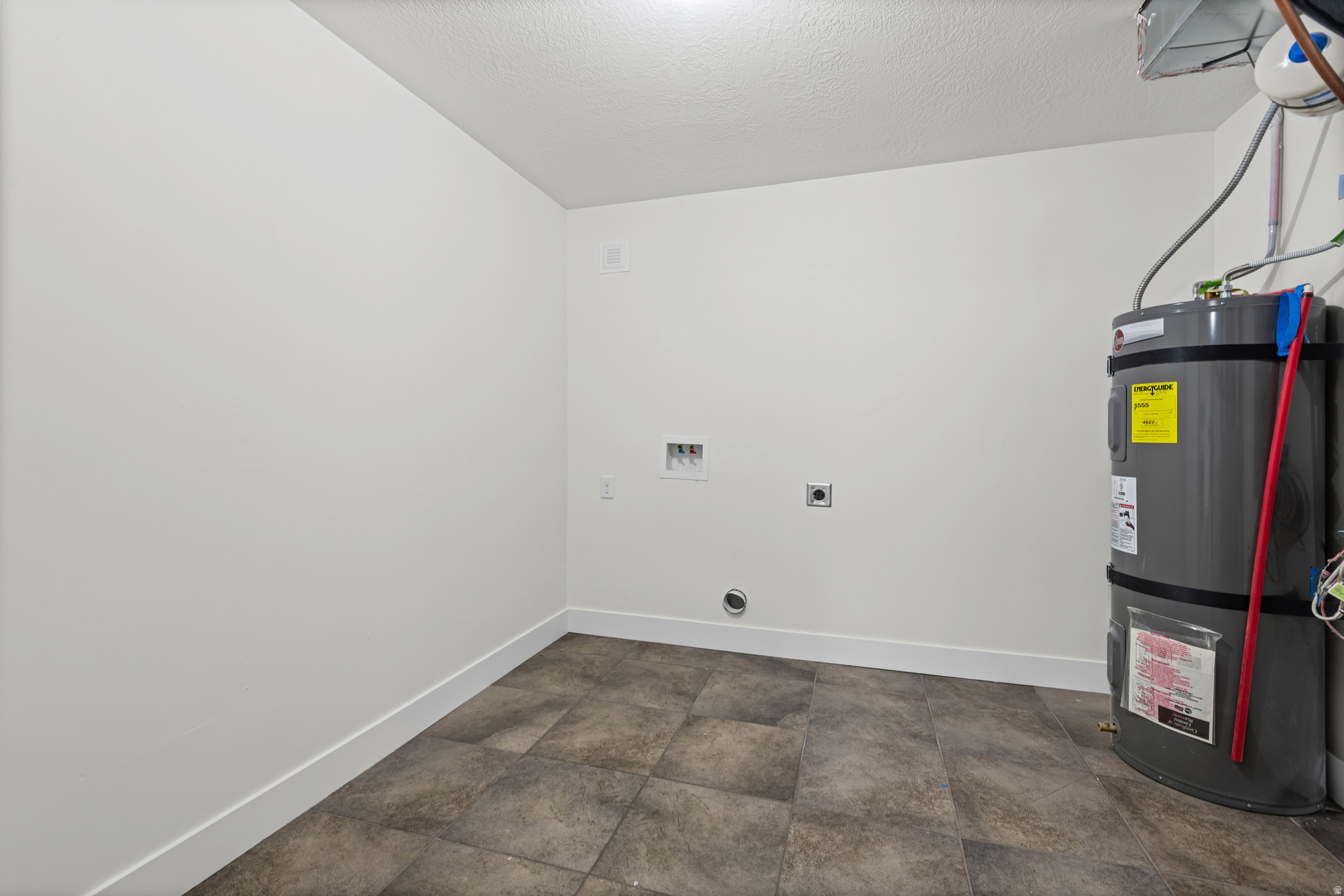 SWEETWATER 4 - Residential