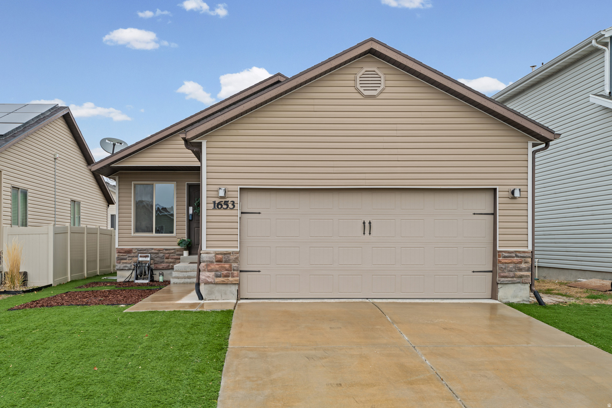 SWEETWATER 4 - Residential