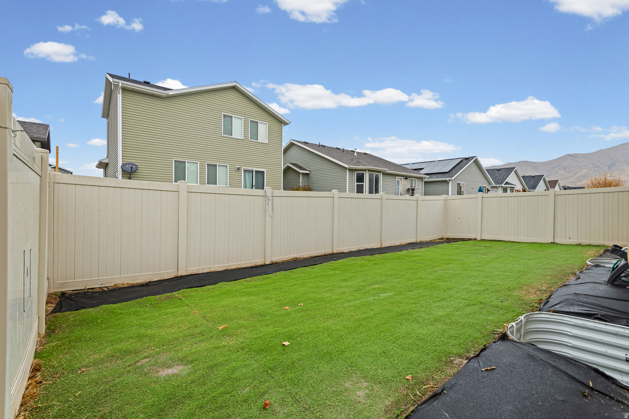 SWEETWATER 4 - Residential