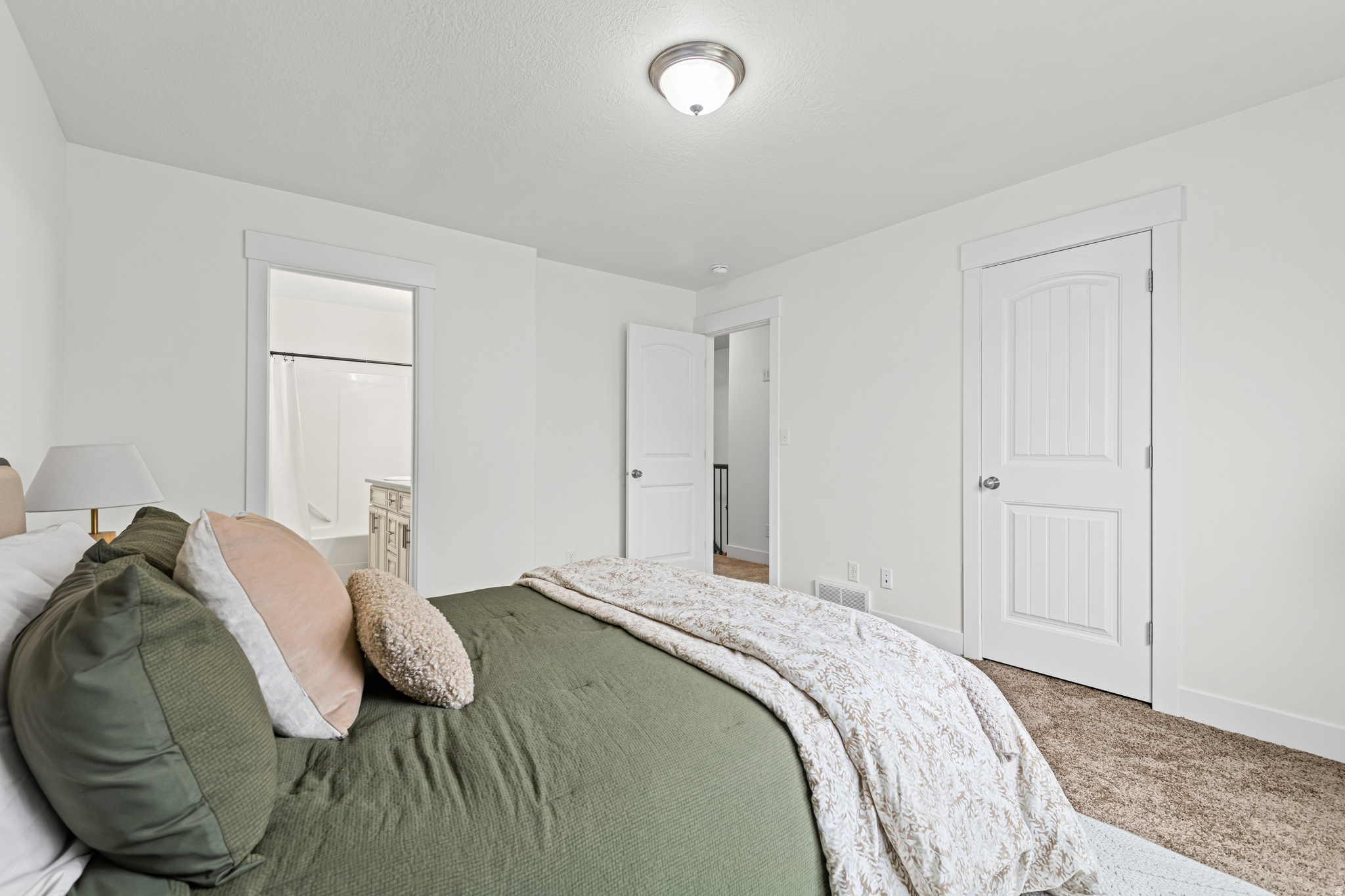 SWEETWATER 4 - Residential