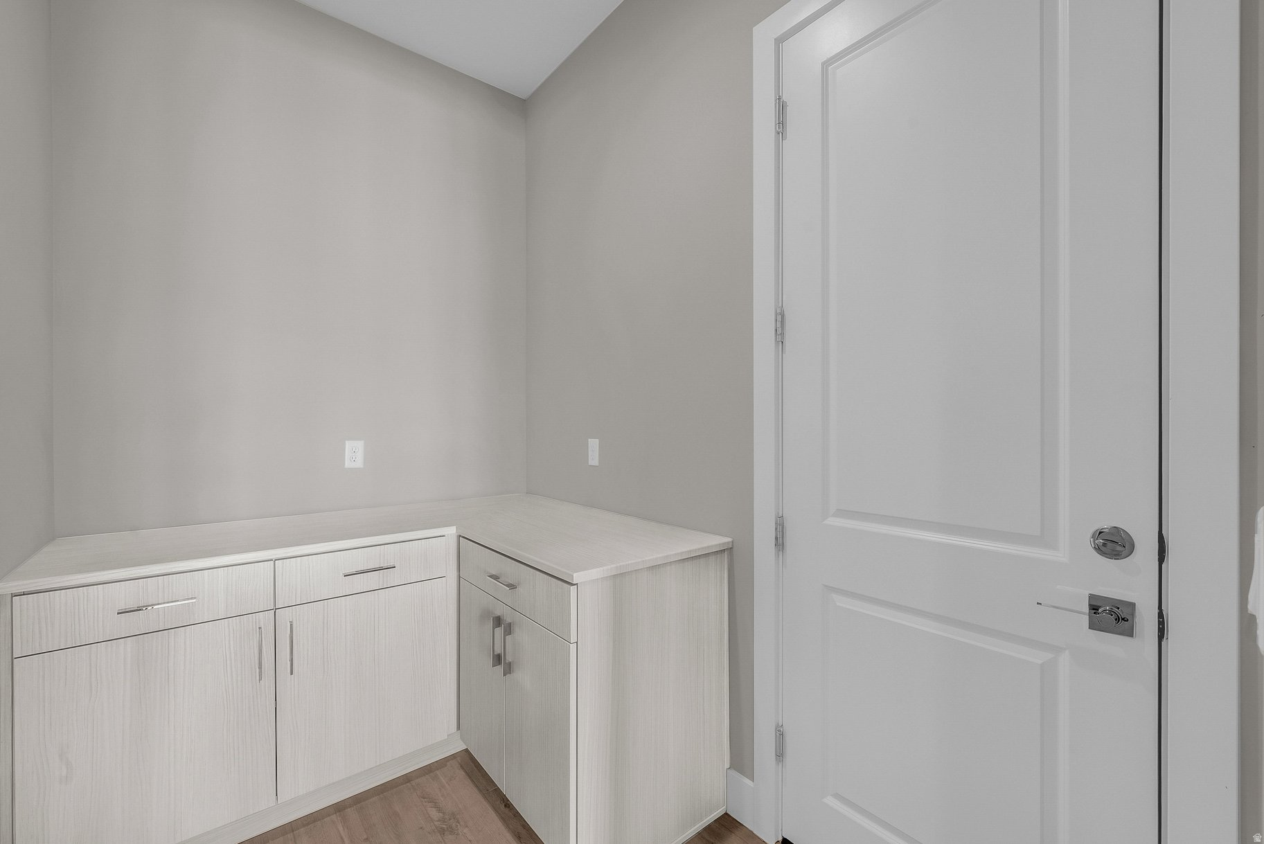 REGENCY DESERT COLOR - Residential