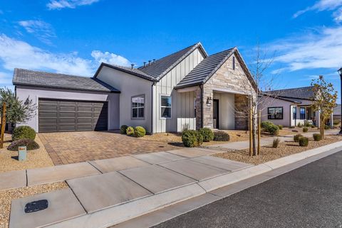 Tiny photo for 1226 W CACTUS WREN DR S #179, Saint George, UT 84790 (MLS # 2134655)