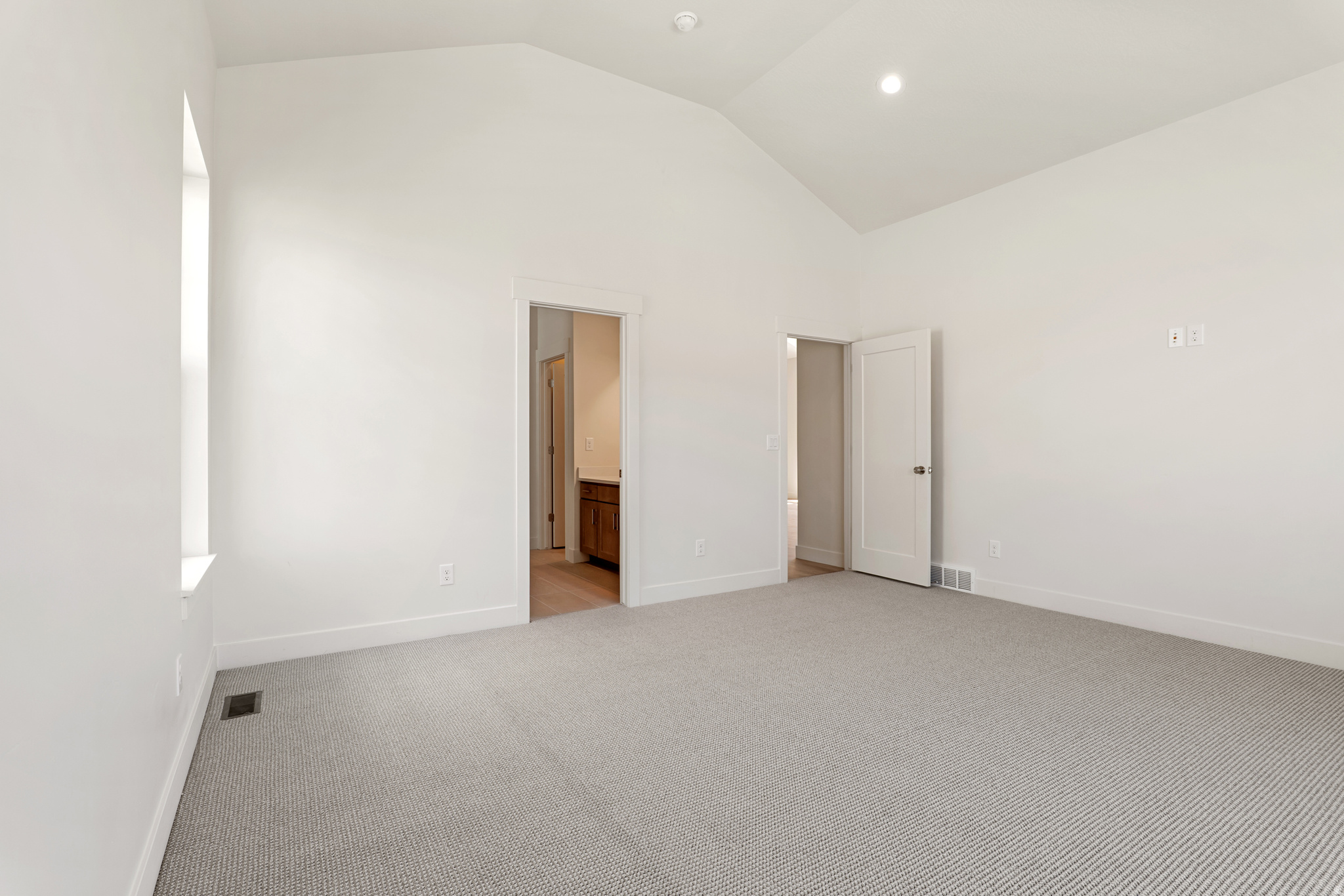 DAYBREAK - Residential