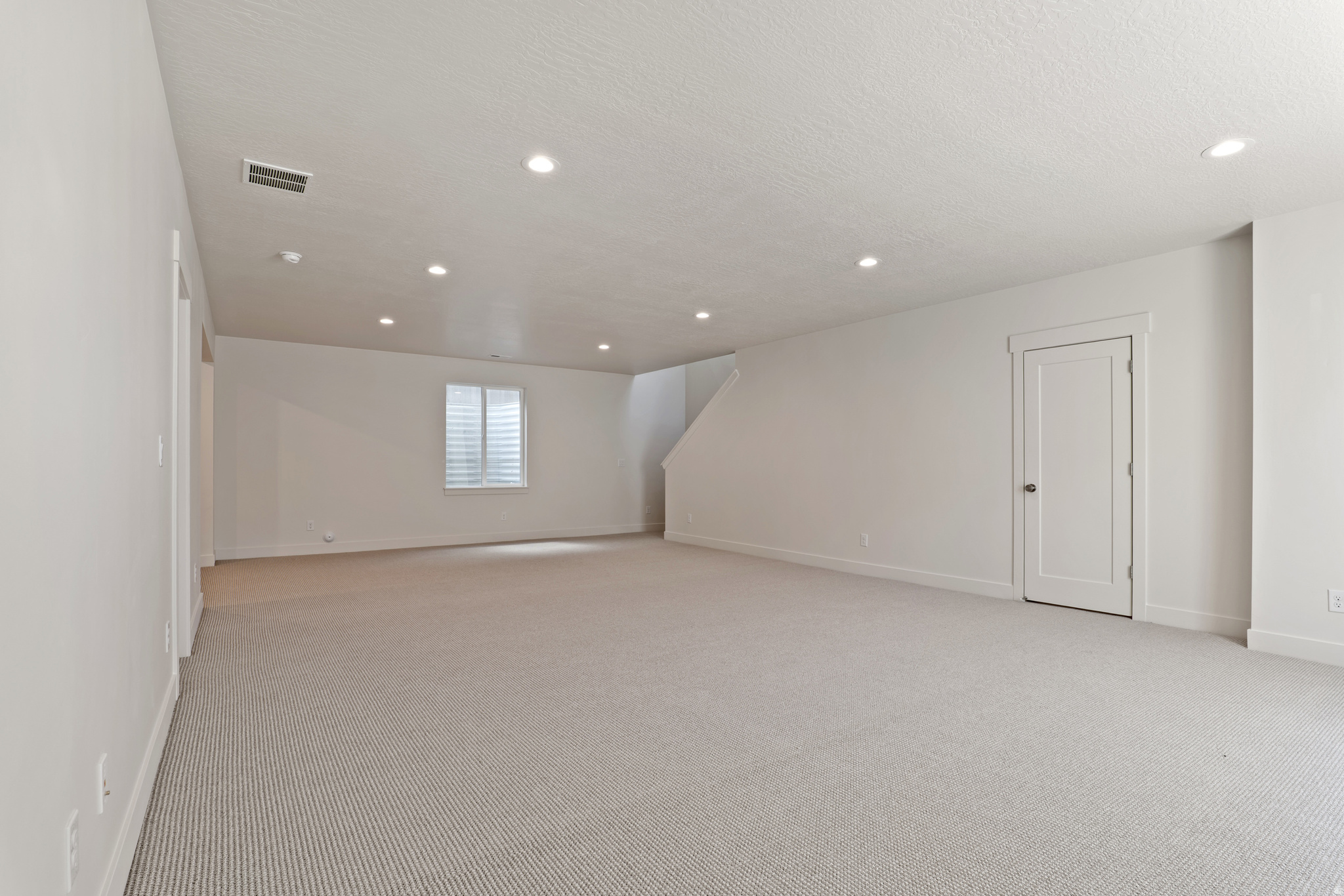 DAYBREAK - Residential