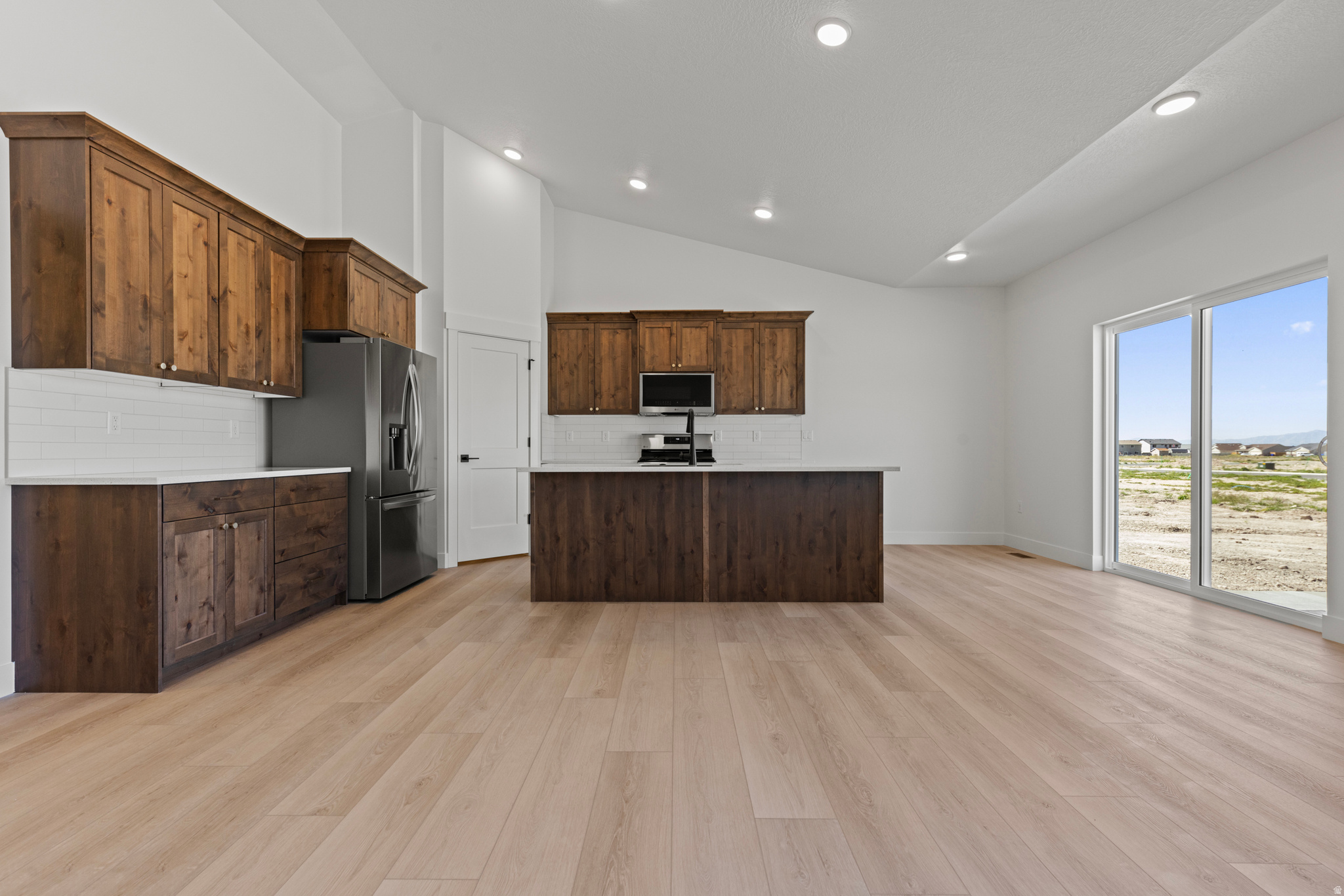 HIDDEN VALLEY - Residential