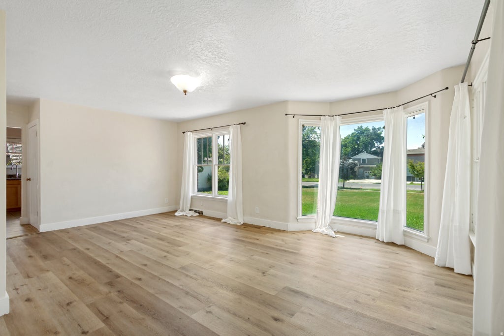 Photo of 275 W 300 N, Provo, UT 84601 (MLS # 2176428)