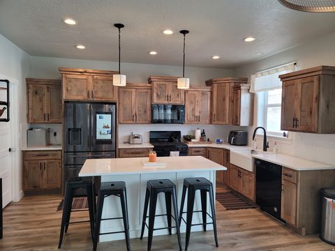 Tiny photo for 3373 E WHEAT LN, Eagle Mountain, UT 84005 (MLS # 2145343)