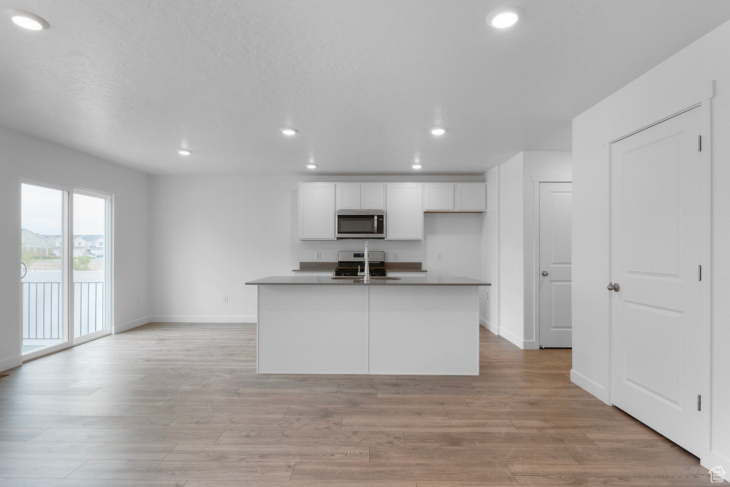 864 E Sand Dollar Way #2328, Saratoga Springs, Utah image 3