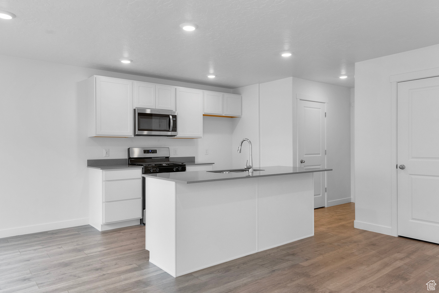 864 E Sand Dollar Way #2328, Saratoga Springs, Utah image 4