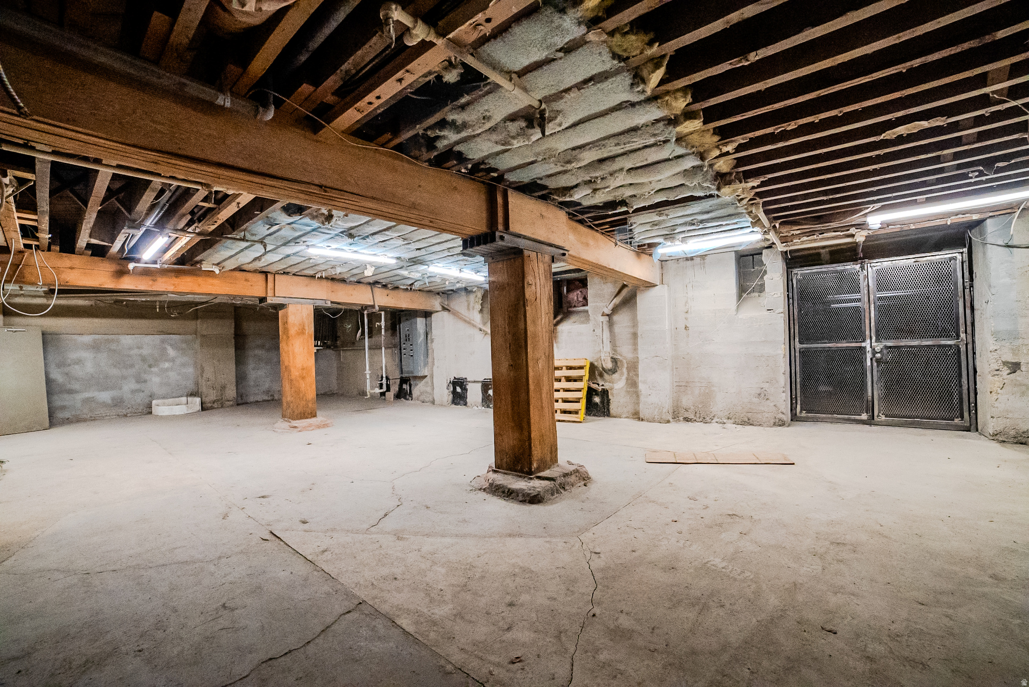 WAREHOUSE DISTRICT CONDOMINIUMS - Commercial Sale