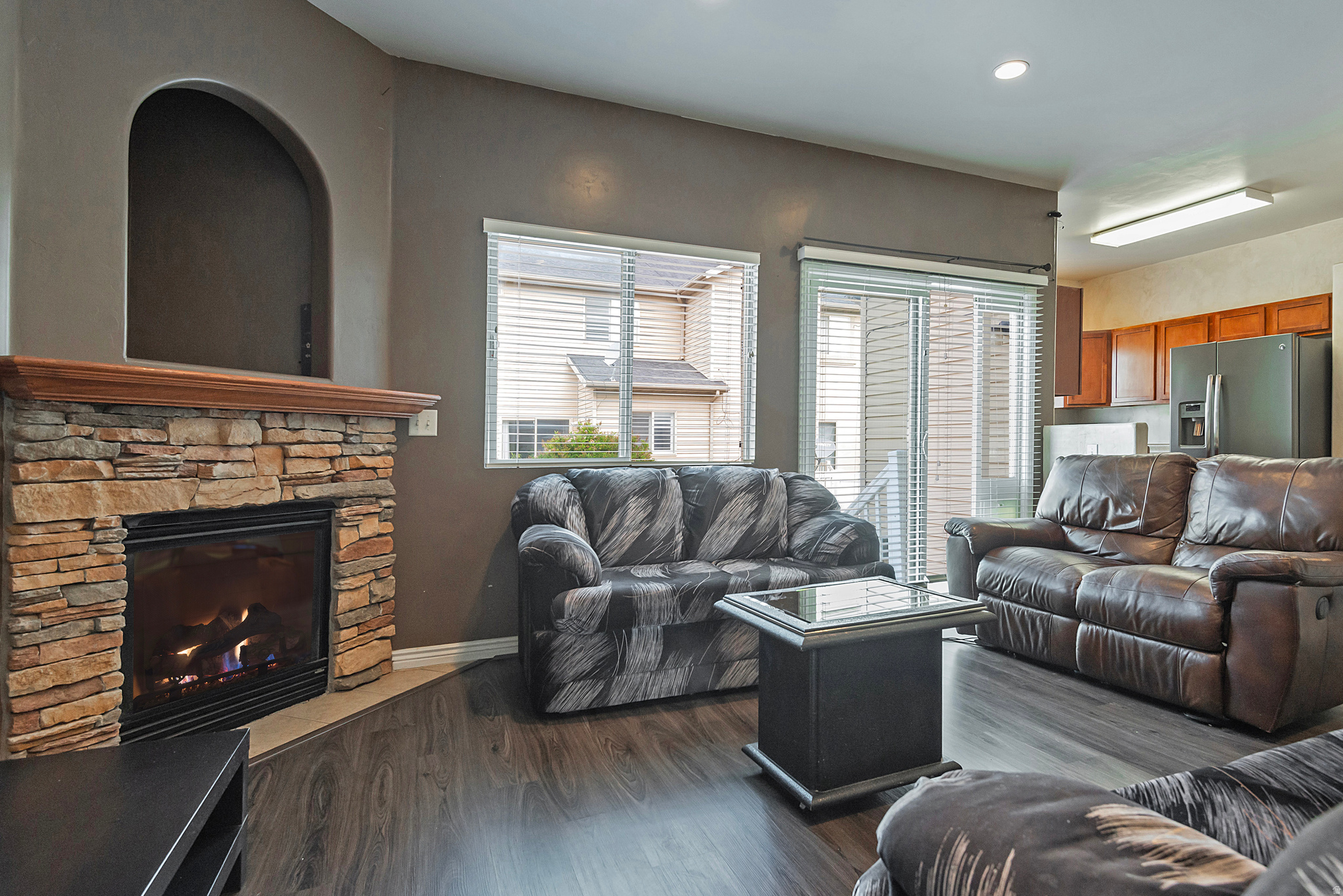 POINTE MEADOWS - Residential