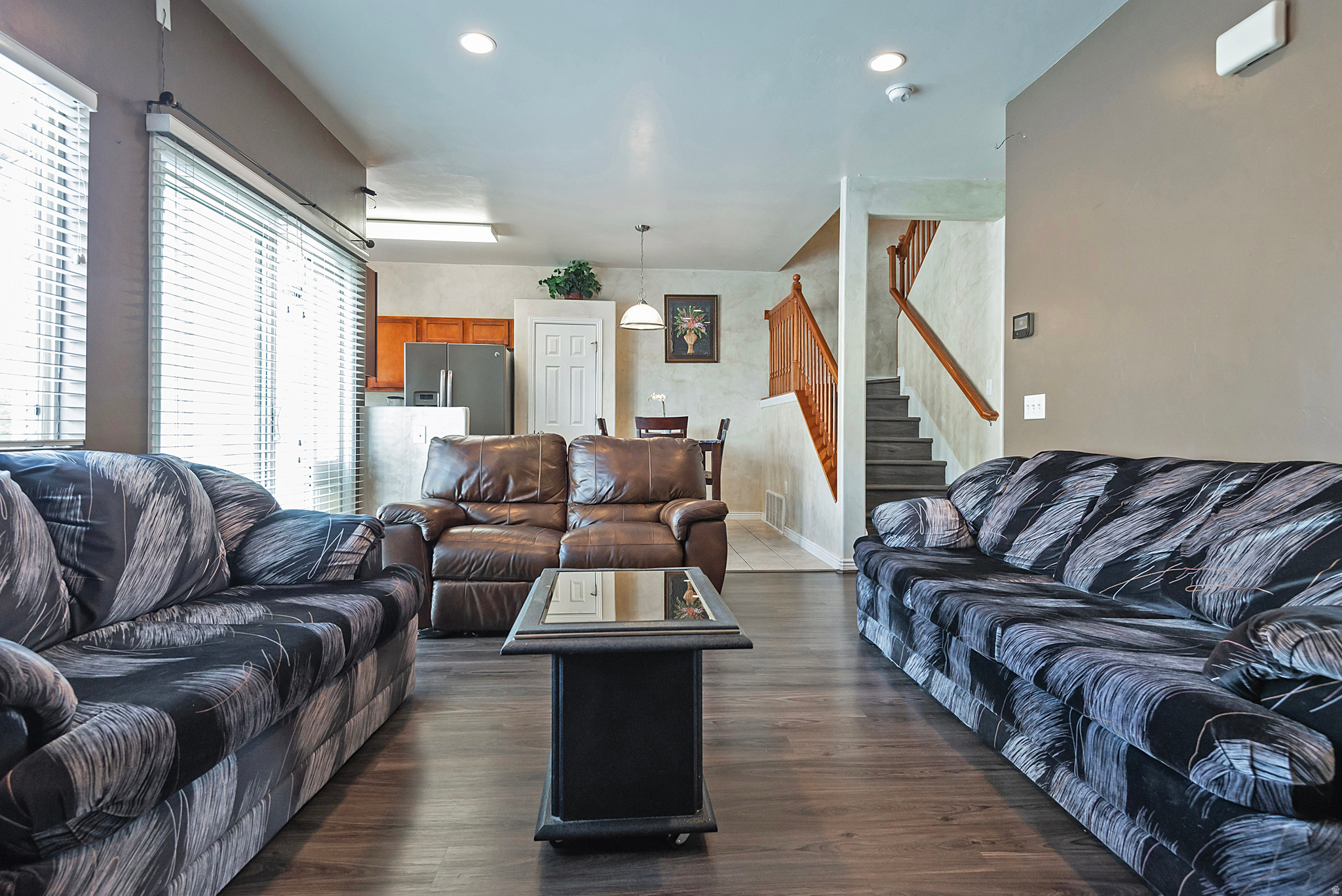 POINTE MEADOWS - Residential