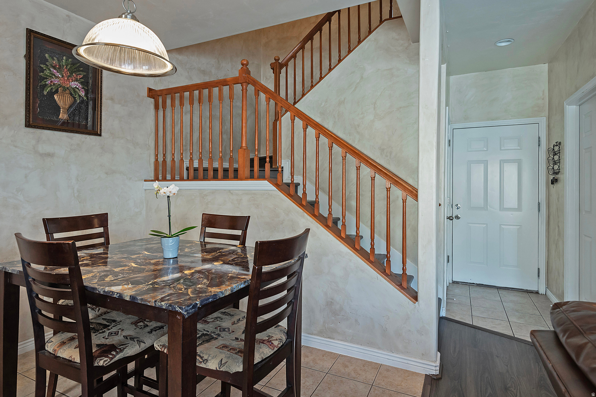 POINTE MEADOWS - Residential