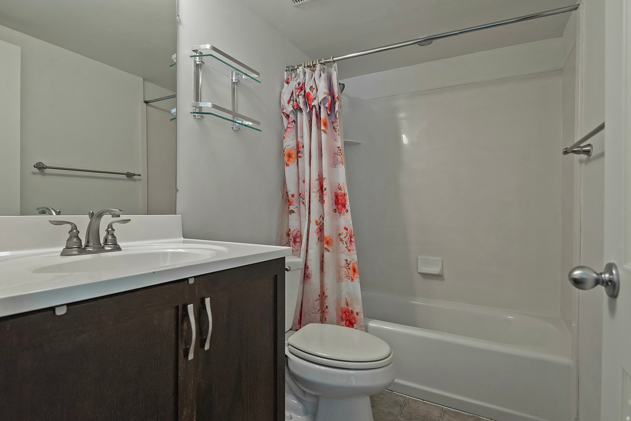 POINTE MEADOWS - Residential