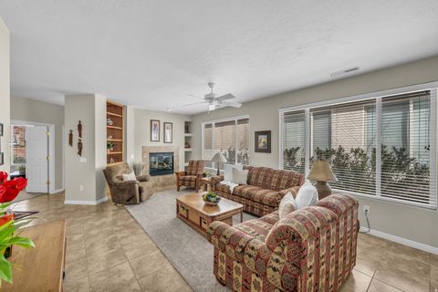 Tiny photo for 2194 E SILVER STONE WAY, Washington, UT 84780 (MLS # 2136895)