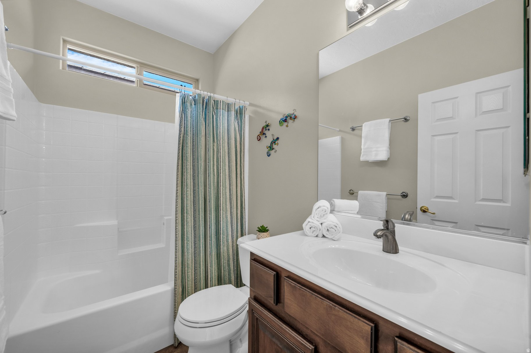 CORAL CANYON (CRLC) - Residential