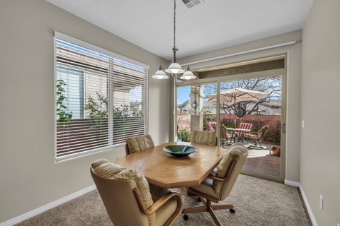 Tiny photo for 2194 E SILVER STONE WAY, Washington, UT 84780 (MLS # 2136895)