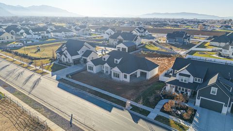 Tiny photo for 667 N 550 W, Mapleton, UT 84664 (MLS # 2126688)