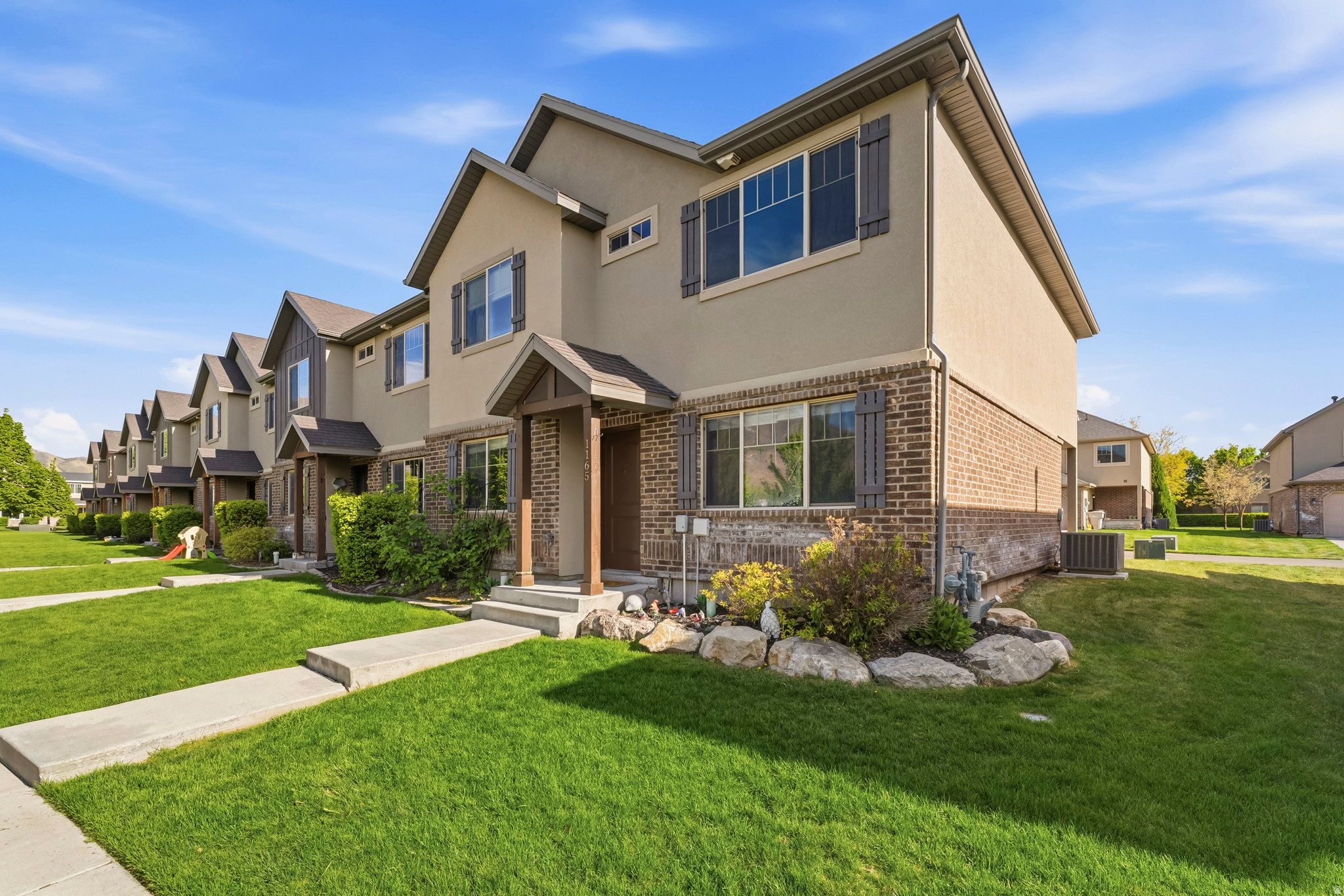 RIVER PARK WEST - Residential