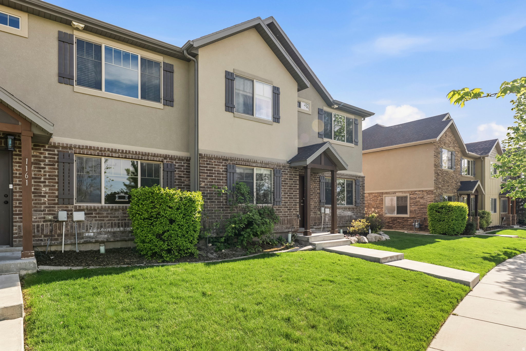 RIVER PARK WEST - Residential