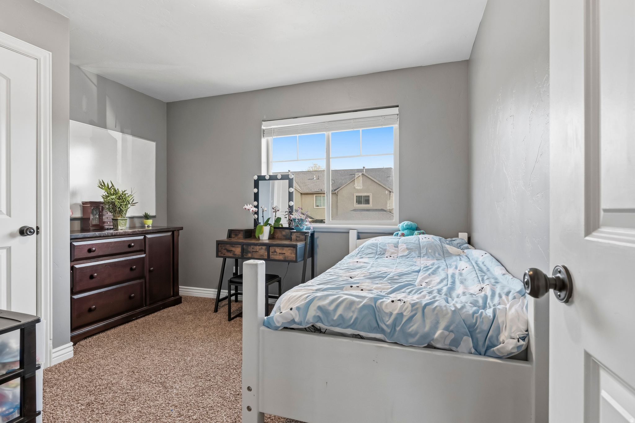 RIVER PARK WEST - Residential