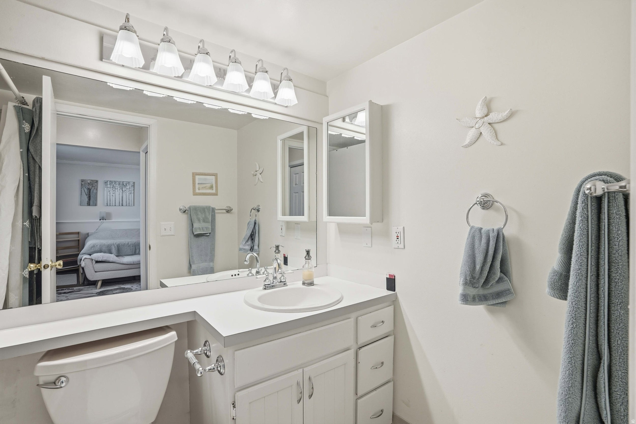 WOODBRIDGE CONDM - Residential