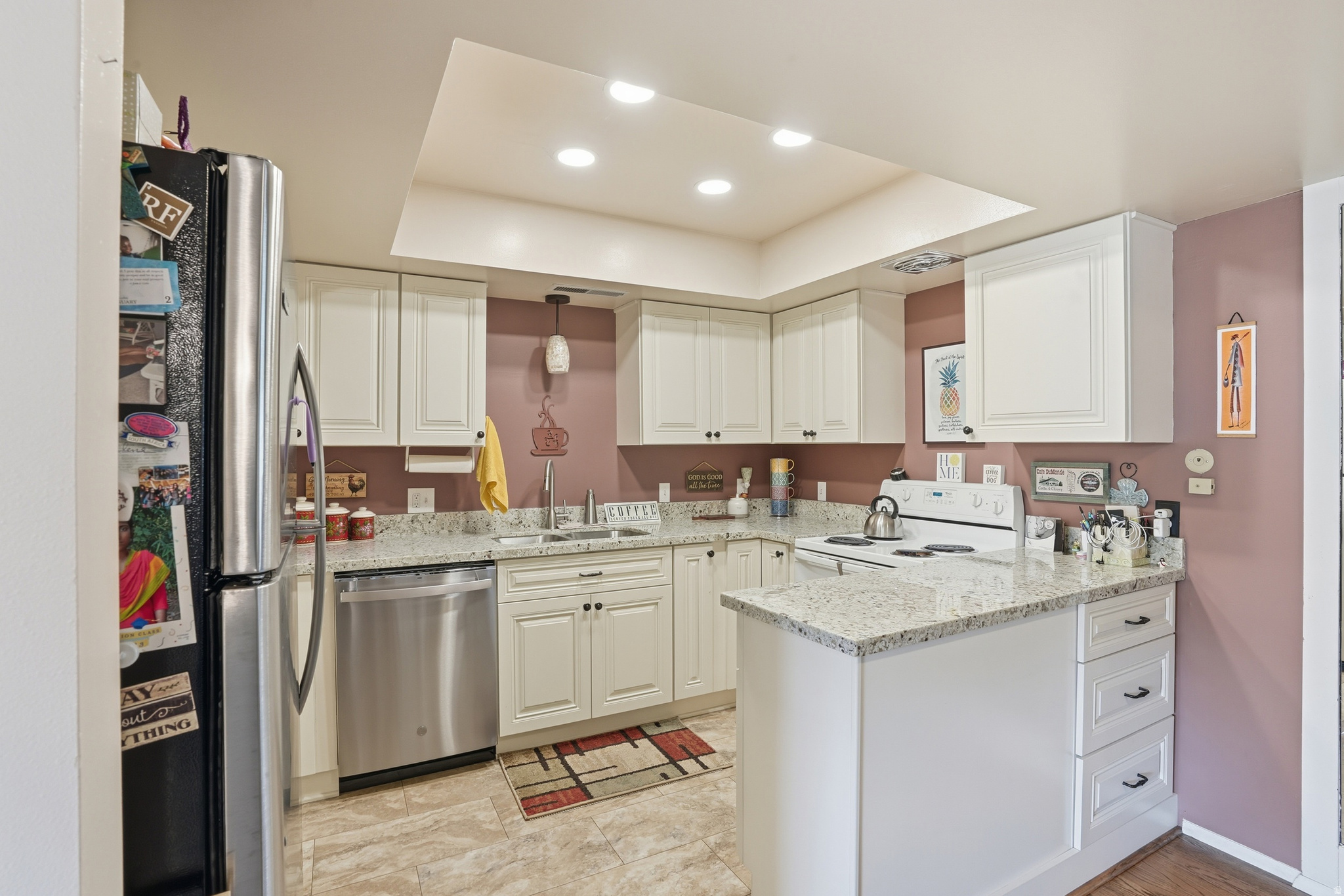 WOODBRIDGE CONDM - Residential