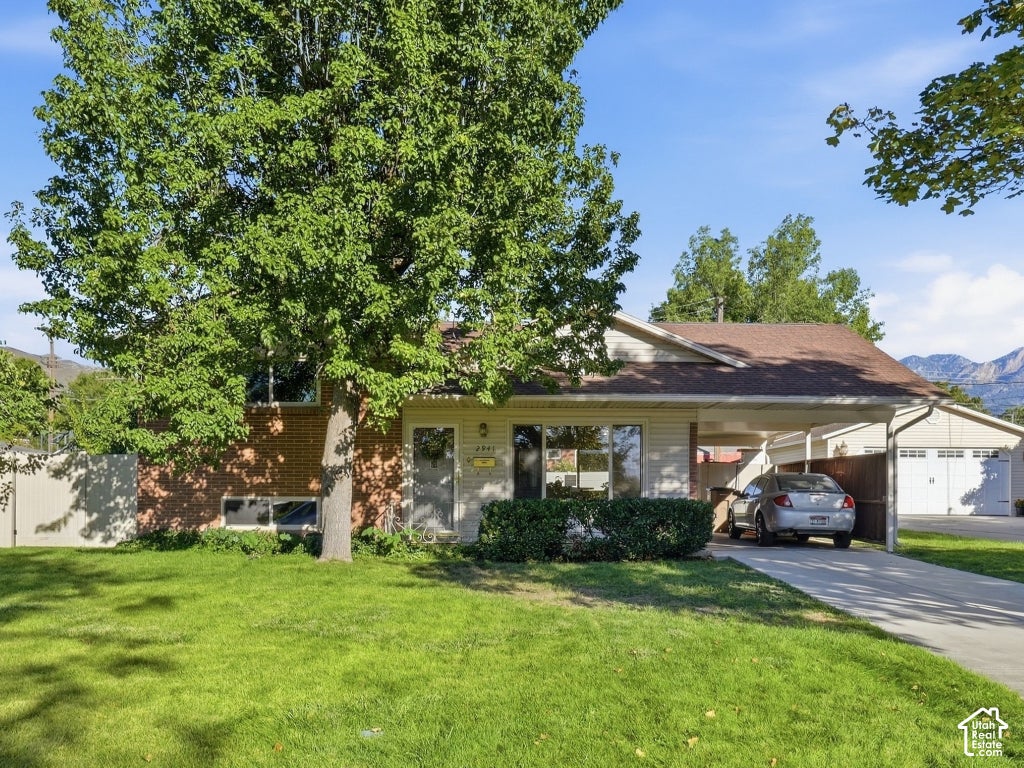 Photo of 2941 S GLENMARE ST E, Salt Lake City, UT 84106 (MLS # 2188667)