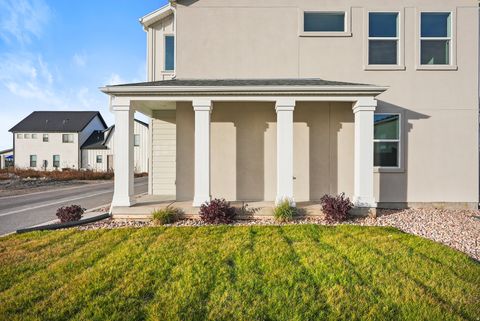 Tiny photo for 845 S GREENWAY, Springville, UT 84663 (MLS # 2122799)