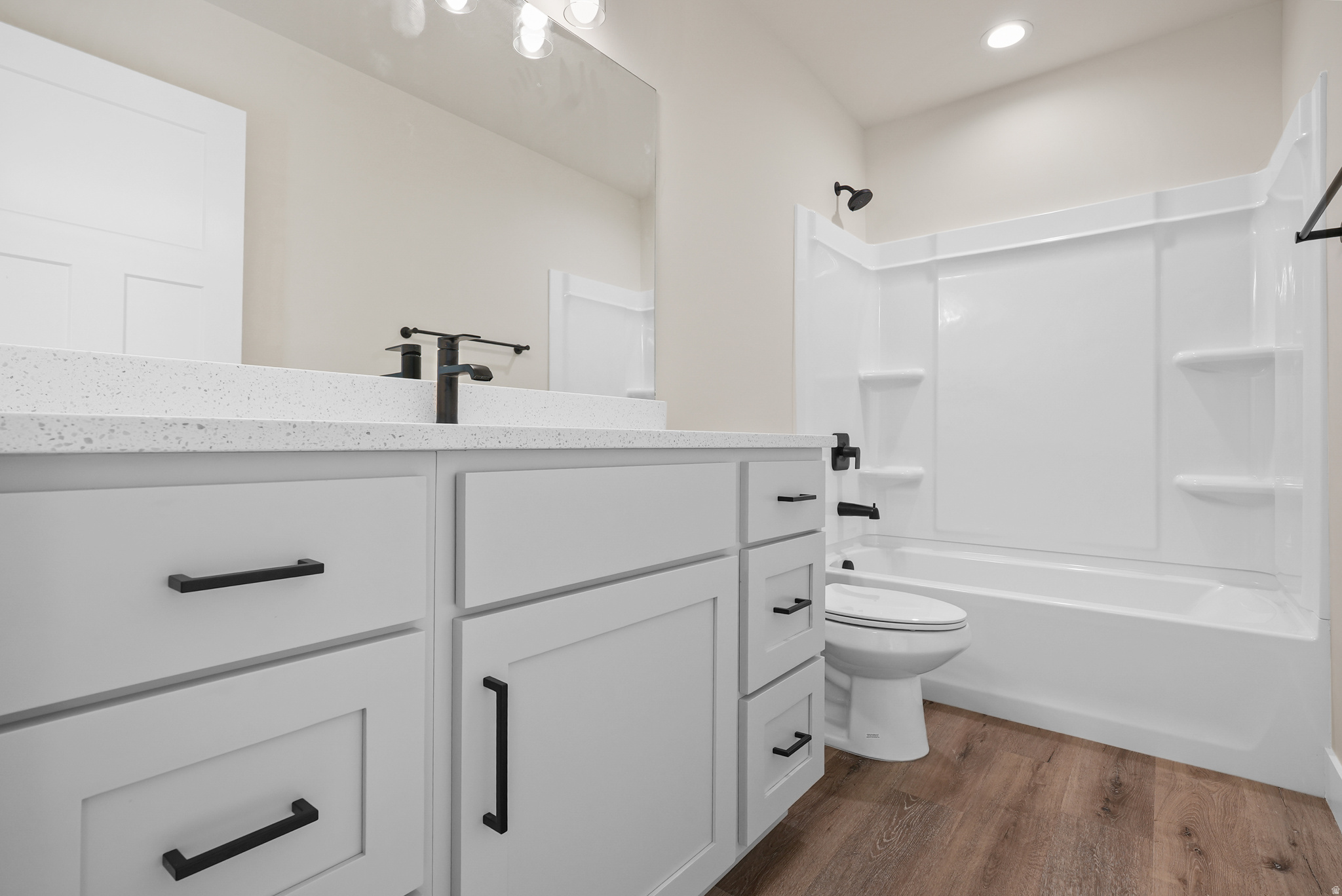 WESTFIELDS CENTRAL - Residential