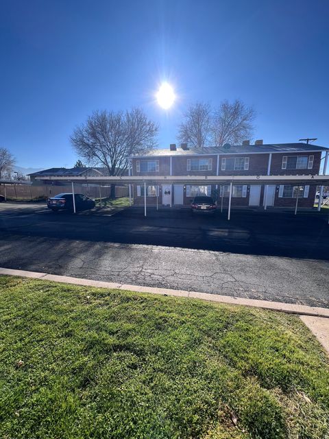 Tiny photo for 556 N FAIRFIELD RD #D4, Layton, UT 84041 (MLS # 2127191)