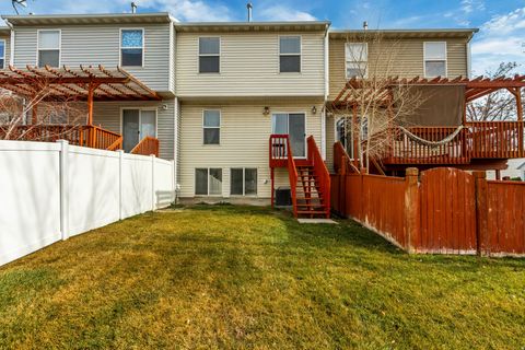 Tiny photo for 6054 S GLENCOE CT, Murray, UT 84123 (MLS # 2132658)