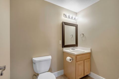 Tiny photo for 6054 S GLENCOE CT, Murray, UT 84123 (MLS # 2132658)